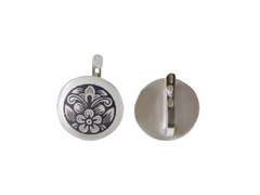 Серебряные серьги круглой формы с цветочным рисунком «Примавера»